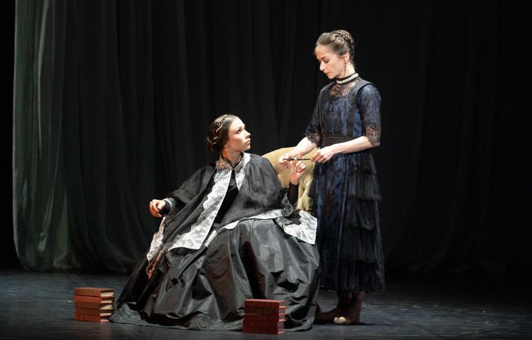 victoria and beatrice.jpg