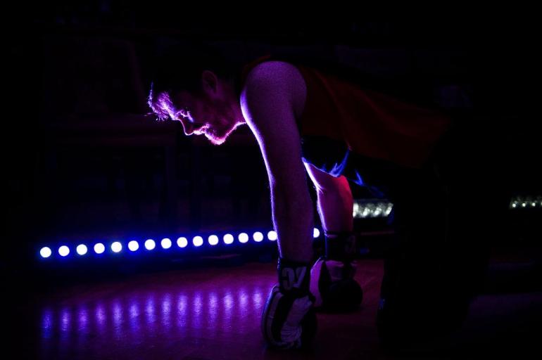 boxer 3 on his knees