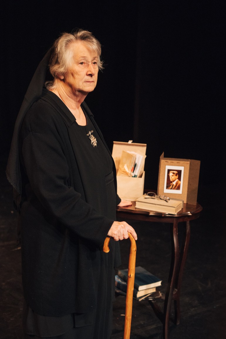 Coole Lady Review pic two