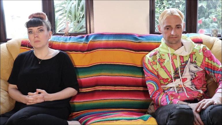 New Speak arguing couple pic